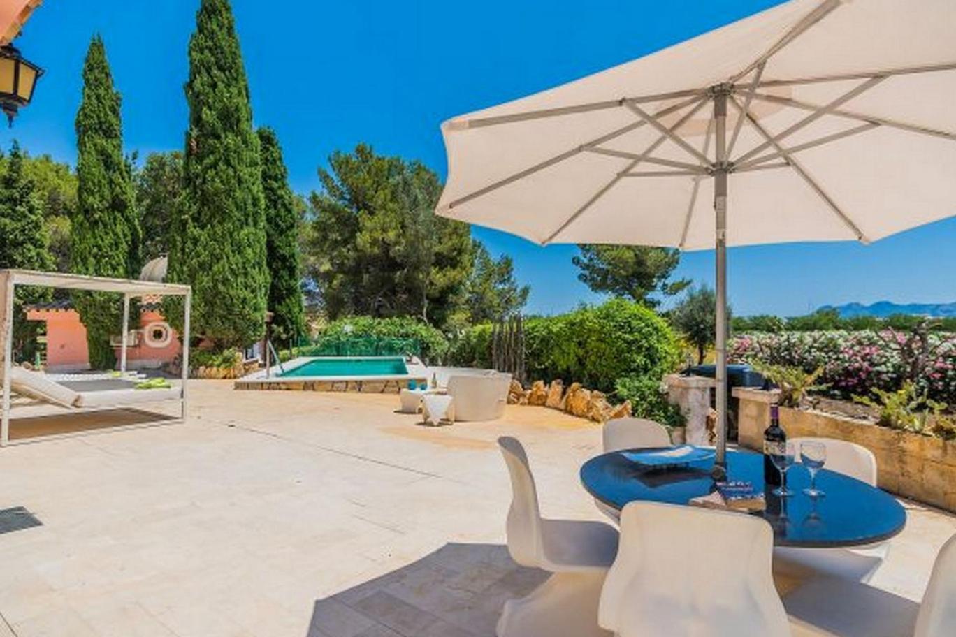 Villa With Private Mountain Ideal Runners Trailers Near Beach Approx 5 Min Walking Beach,Property Belong Puerto Pollensa Villas And Apartments Exterior photo